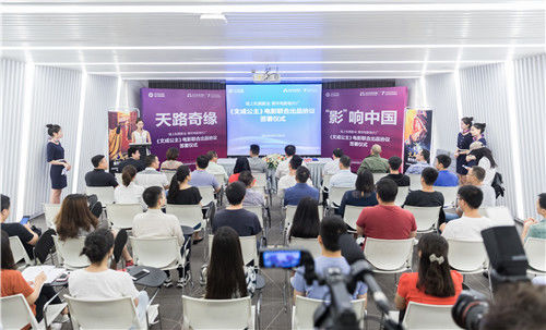 1498529773399722.jpg 1498299084635003012.jpg